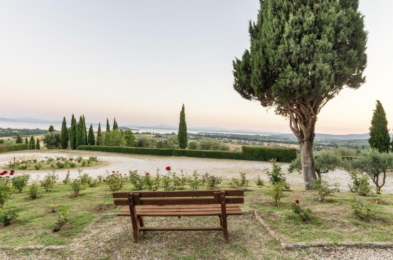 Relais Borgo Torale Hotel Passignano sul Trasimeno Ngoại thất bức ảnh